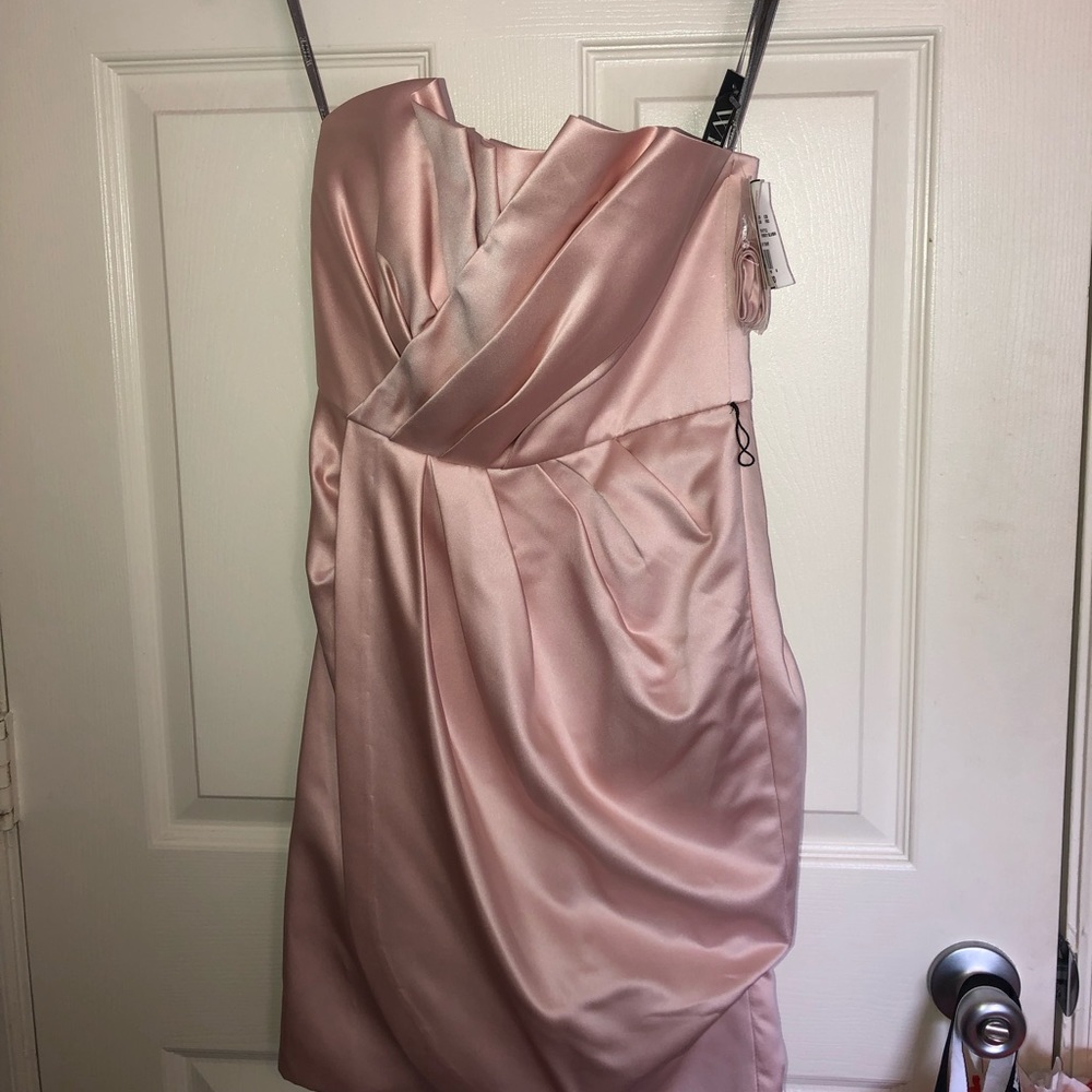 David’s Bridal- White by Vera Wang Size 2